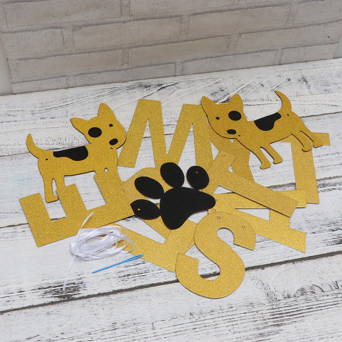 Golden Glitter Dog Paw Bunting - Star Tree Topper ulasan dan harga